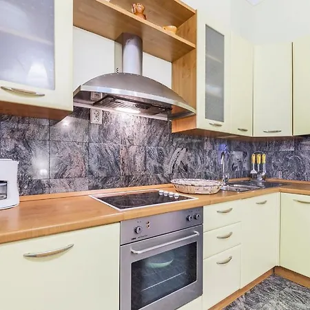 Center Apartment