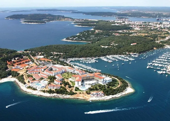 Center Апартаменти