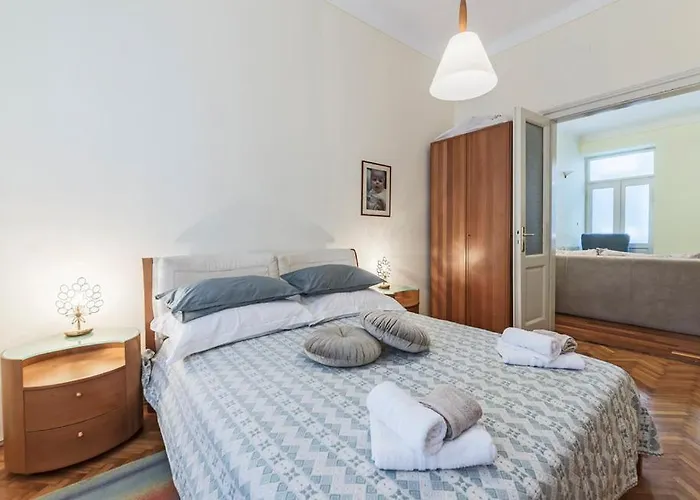 Center Апартаменти Пула